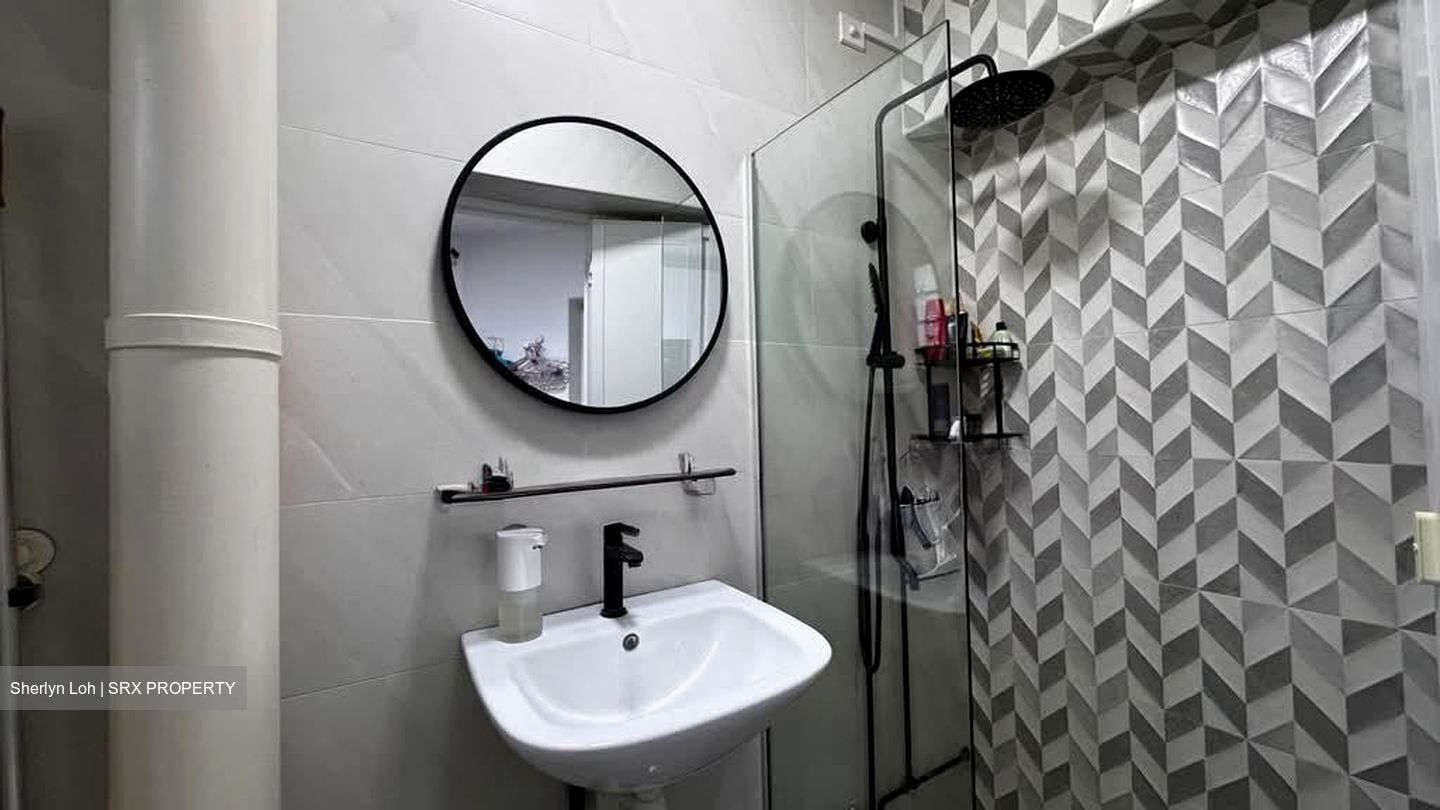 Blk 671A Jurong West Street 65 (Jurong West), HDB Executive #554223281
